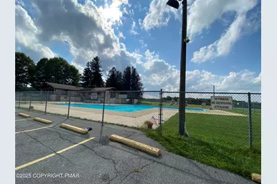  98 E Old Stage Road, Albrightsville, PA 18210 - Photo 4