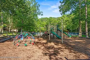 461 Somerset Dr, East Stroudsburg, PA 18301 - Photo 38