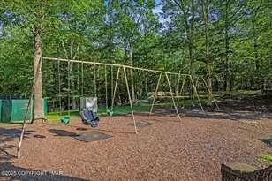 461 Somerset Dr, East Stroudsburg, PA 18301 - Photo 42