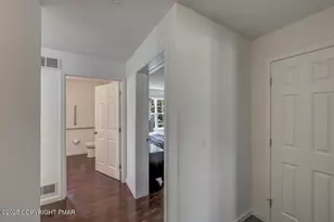 207 Game Ln, Blakeslee, PA 18610 - Photo 24