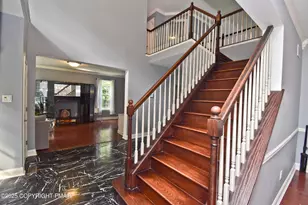 387 Shawnee Valley Dr, East Stroudsburg, PA 18302 - Photo 4