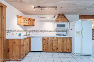 142 Bloss Rd, Canadensis, PA 18325 - Photo 34