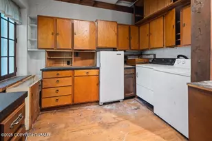 5202 Woodland Ave, Pocono Pines, PA 18350 - Photo 38