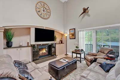  320 Hummingbird Way # 302J1, Lake Harmony, PA 18624 - Photo 1