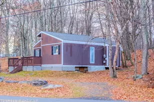 4774 Pine Ridge Dr W Dr, Bushkill, PA 18324 - Photo 8