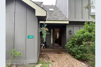  120 Snow Ridge Circle Circle, Blakeslee, PA 18610 - Photo 2