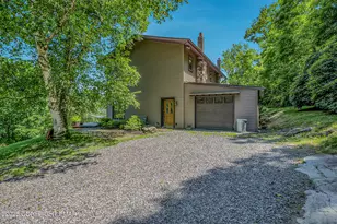 261 Hall Ln, Tunkhannock, PA 18657 - Photo 2