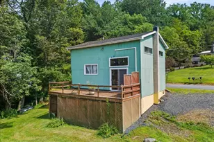 1553 Middle Rd, Stroudsburg, PA 18360 - Photo 10