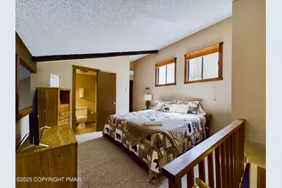  217 Cross Country Lane, Tannersville, PA 18372 - Photo 10