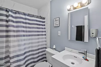  230 Greenbriar Circle, Tobyhanna, PA 18466 - Photo 12