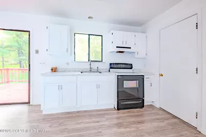  4165 Pine Ridge Drive, Bushkill, PA 18324 - Photo 18