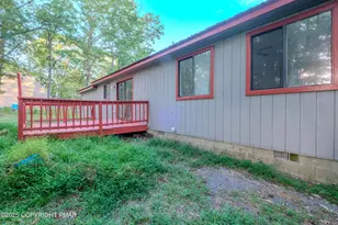 4165 Pne Rdg Dr, Bushkill, PA 18324 - Photo 10