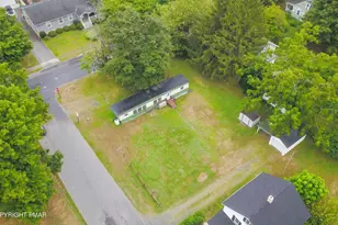 1 Oakland Ave, East Stroudsburg, PA 18301 - Photo 22