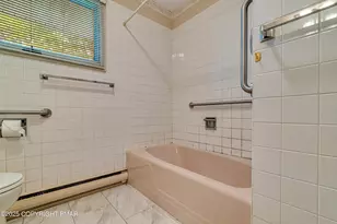 129 Winona Rd, Mount Pocono, PA 18344 - Photo 32