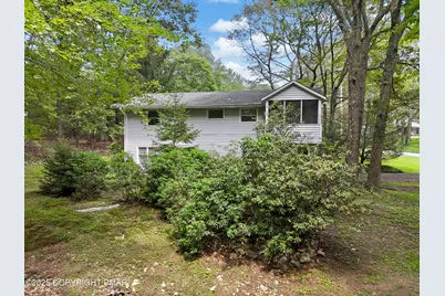  129 Winona Road, Mount Pocono, PA 18344 - Photo 4