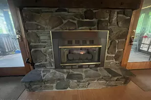 139 Lakeview Dr, Lake Ariel, PA 18436 - Photo 12