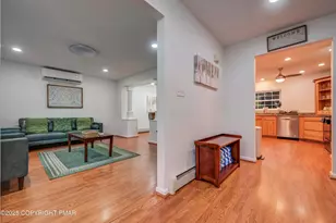 261 Clearview Dr, Long Pond, PA 18334 - Photo 10