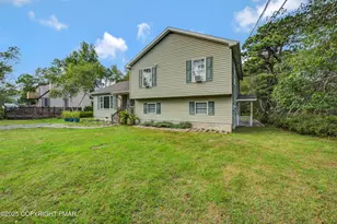 261 Clearview Dr, Long Pond, PA 18334 - Photo 2