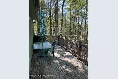  954 Country Place Drive, Tobyhanna, PA 18466 - Photo 4