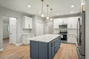 141 Lookout Ct, Henryville, PA 18332 - Photo 12