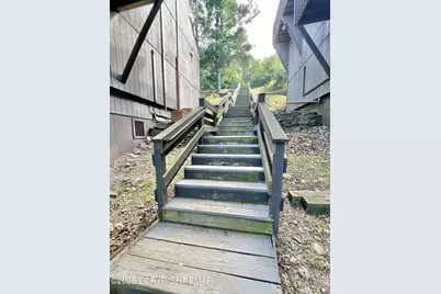  186 Sunbird Way Way, Tannersville, PA 18372 - Photo 34