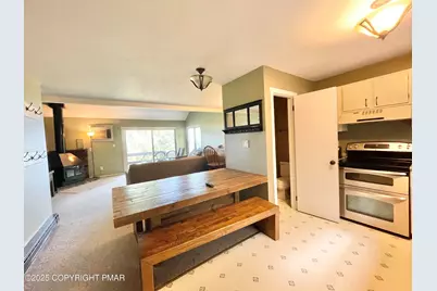  186 Sunbird Way Way, Tannersville, PA 18372 - Photo 8