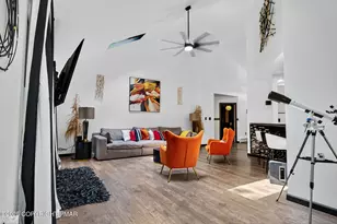 3246 Mountain View Dr, Tannersville, PA 18372 - Photo 6