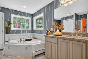 3246 Mountain View Dr, Tannersville, PA 18372 - Photo 18