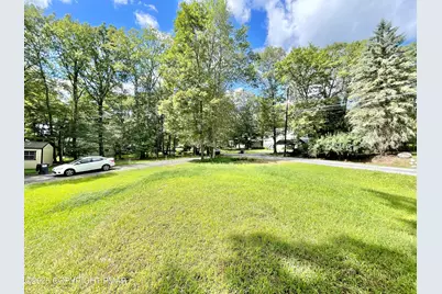  2231 White Oak Drive Drive, East Stroudsburg, PA 18301 - Photo 4