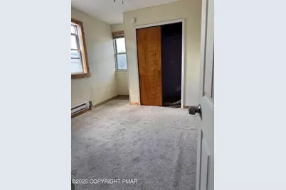  413 E Union Street, Tamaqua, PA 18252 - Photo 12