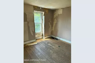  19 N 4th Street, Mahanoy City, PA 17948 - Photo 14