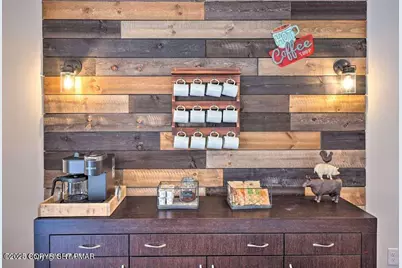  8963 Pheasant Lane, Tobyhanna, PA 18466 - Photo 6