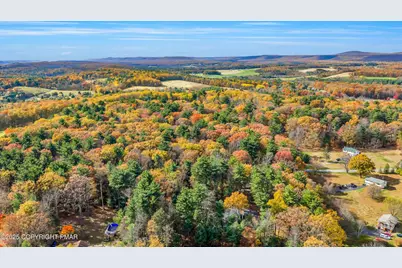  587 Long Mountain Road, Effort, PA 18330 - Photo 28