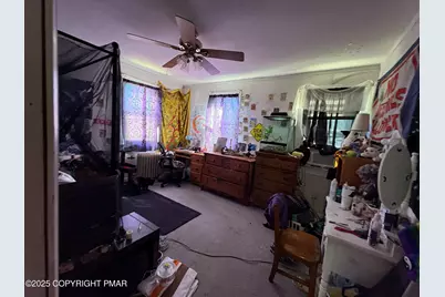  609 Pennsylvania Avenue, Bangor, PA 18013 - Photo 16