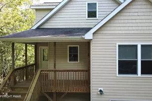 26 Seneca Rd, Albrightsville, PA 18210 - Photo 2