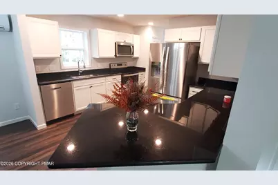  1708 Horizon Drive, Greentown, PA 18426 - Photo 4