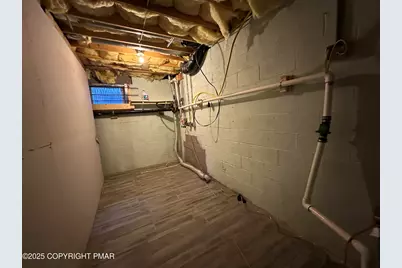  811 Knoll Drive, East Stroudsburg, PA 18302 - Photo 18