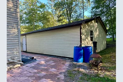  811 Knoll Drive, East Stroudsburg, PA 18302 - Photo 8