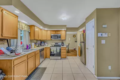  9076 Idlewild Dr Drive, Tobyhanna, PA 18466 - Photo 32