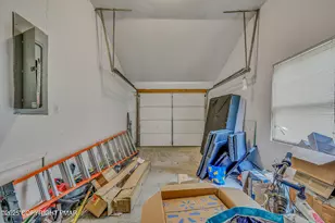 9076 Idlewild Dr Dr, Tobyhanna, PA 18466 - Photo 24