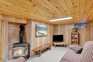 78 Crest Dr, Lake Harmony, PA 18624 - Photo 32