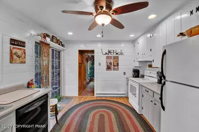  78 Crest Drive, Lake Harmony, PA 18624 - Photo 6