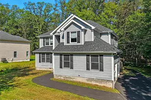 190 Sandlewood Dr, East Stroudsburg, PA 18301 - Photo 1