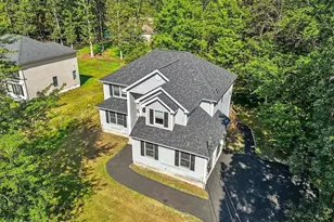 190 Sandlewood Dr, East Stroudsburg, PA 18301 - Photo 4