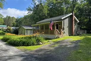 18 Shady Ln, Gouldsboro, PA 18424 - Photo 2