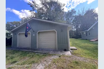  18 Shady Lane, Gouldsboro, PA 18424 - Photo 6