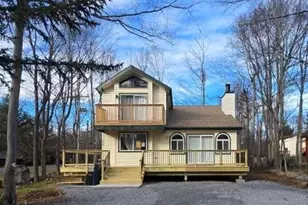 7067 Vista Dr, Tobyhanna, PA 18466 - Photo 2