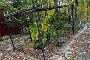 124 Saunders Dr, Bushkill, PA 18324 - Photo 16