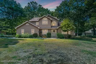 604 Bombur Ln, Tamiment, PA 18371 - Photo 32