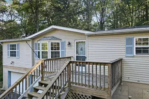 137 Chicola Lake-South Trail, Saylorsburg, PA 18353 - Photo 4